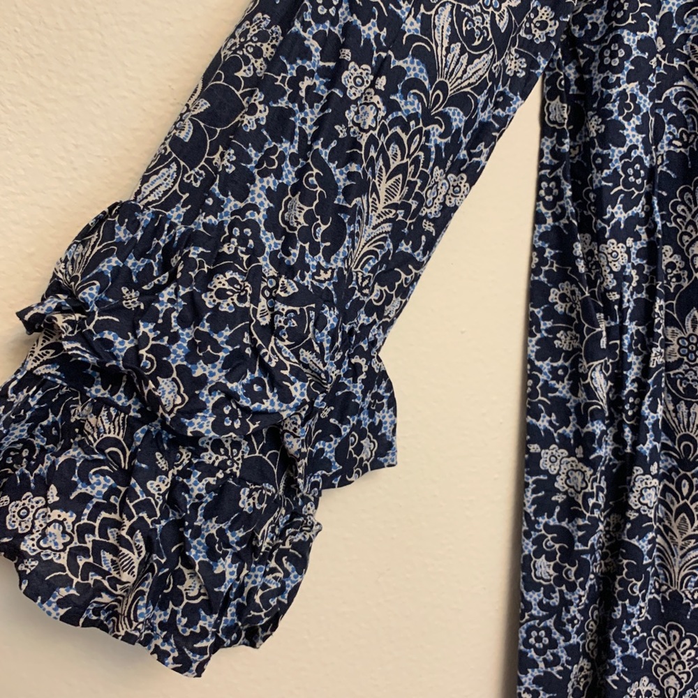 J. Crew long sleeve floral top ruffle sleeve Sz 2 - Picture 4 of 5